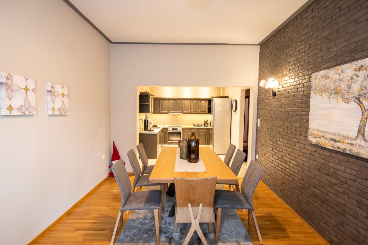 Apartamento Palazzo Di Meteora Kalambaka Exterior foto